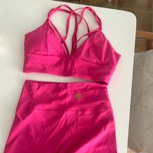 Lerin set size 6 pink used once